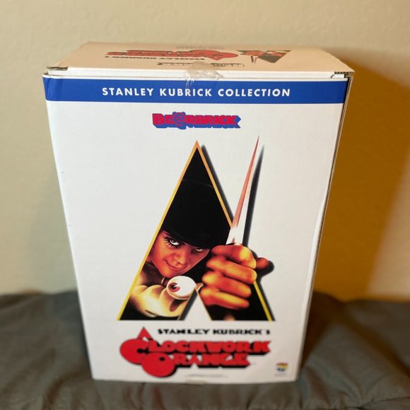 Medicom Toy | Stanley Kubrick's Clockwork Orange Bear 100% & 400% - Picture 2 of 6